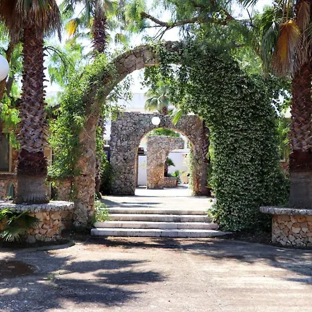 Bed & Breakfast La Pietra Village Ruffano