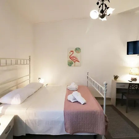 La Pietra Village Bed & Breakfast