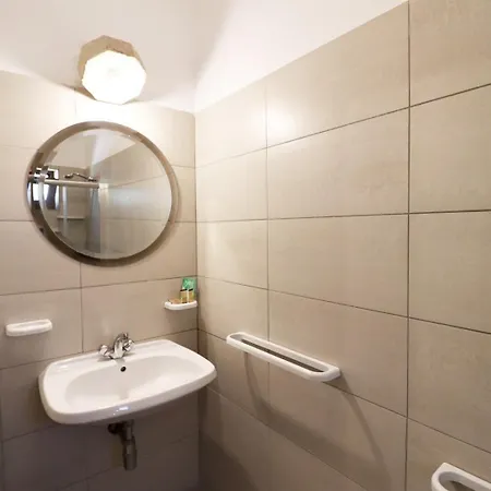 Bed & Breakfast La Pietra Village *