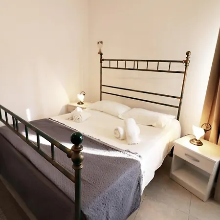 Bed & Breakfast La Pietra Village *
