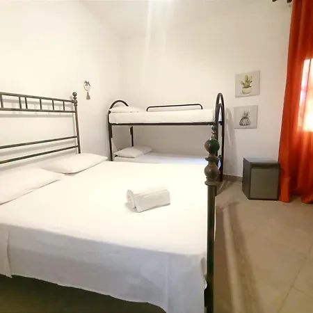 La Pietra Village